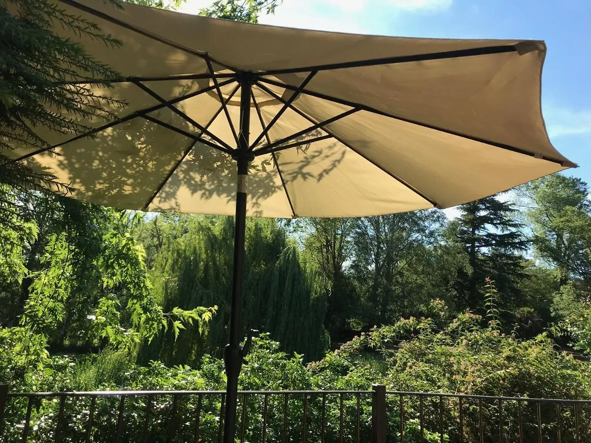 Le Domaine De Gorneton Bed & Breakfast Chasse-sur-Rhone France