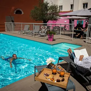 *** Hotel Logis Grand D'orleans France